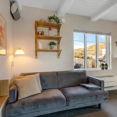 Charming With Outdoor Hot Tub, In The Center Of Sondervig And Only 230 Meters From The North Sea Ringkøbing