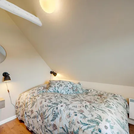 Charming With Outdoor Hot Tub, In The Center Of Sondervig And Only 230 Meters From The North Sea Ringkøbing