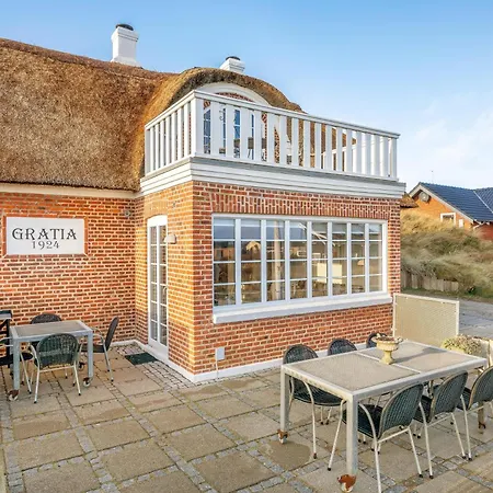 Charming With Outdoor Hot Tub, In The Center Of Sondervig And Only 230 Meters From The North Sea * Ringkøbing